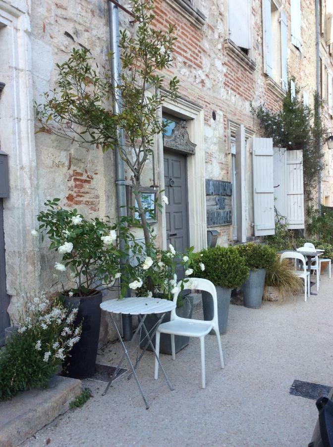La Maison Sur La Place Penne-dʼAgenais 외부 사진